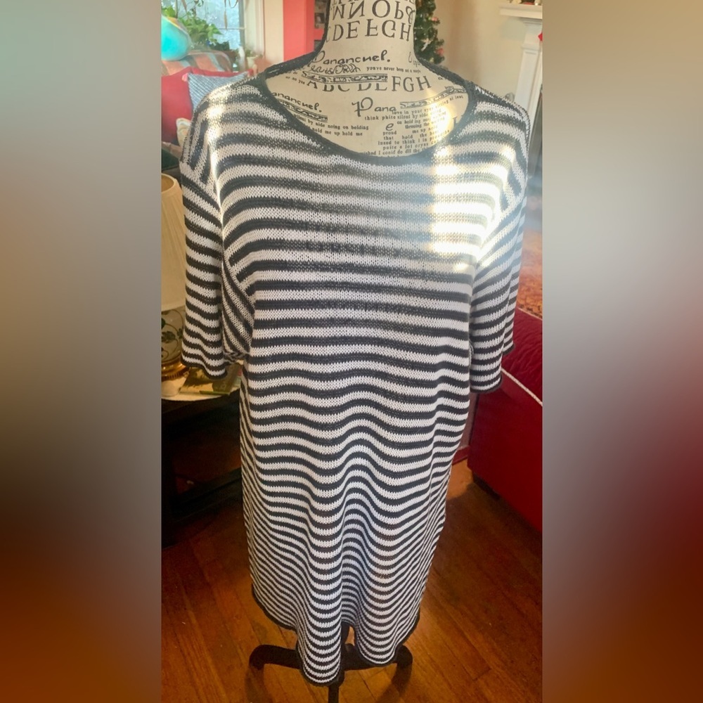 Eileen Fisher Organic Linen Tunic Tee Women’s Size M Stripe Short Sleeves